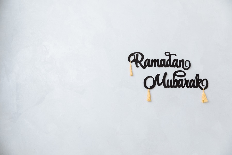Zakat saat Ramadhan (sumber: Pexels)